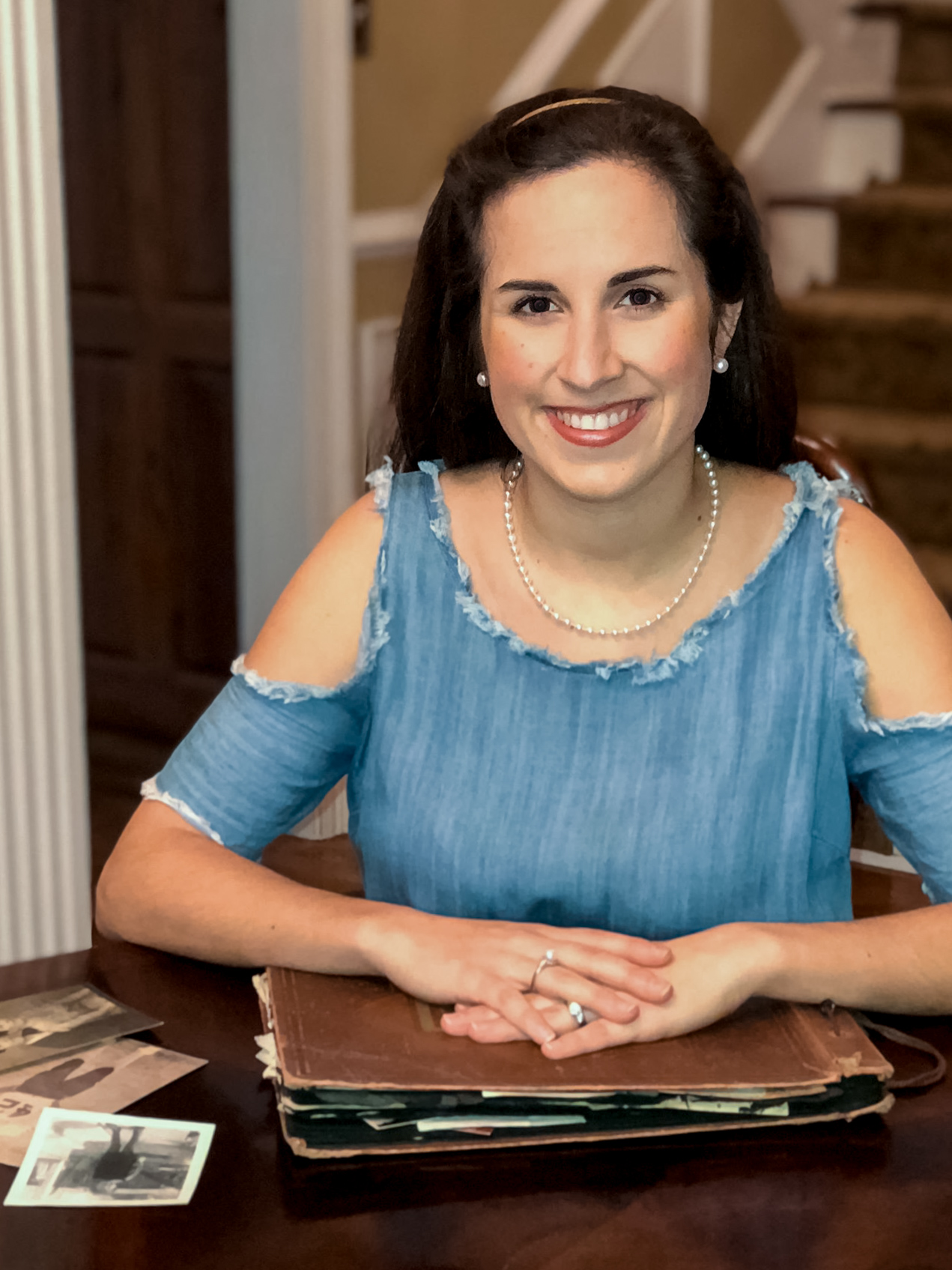 Preserving Memories: Raconteur Story Writing Services helping save history one story at a time